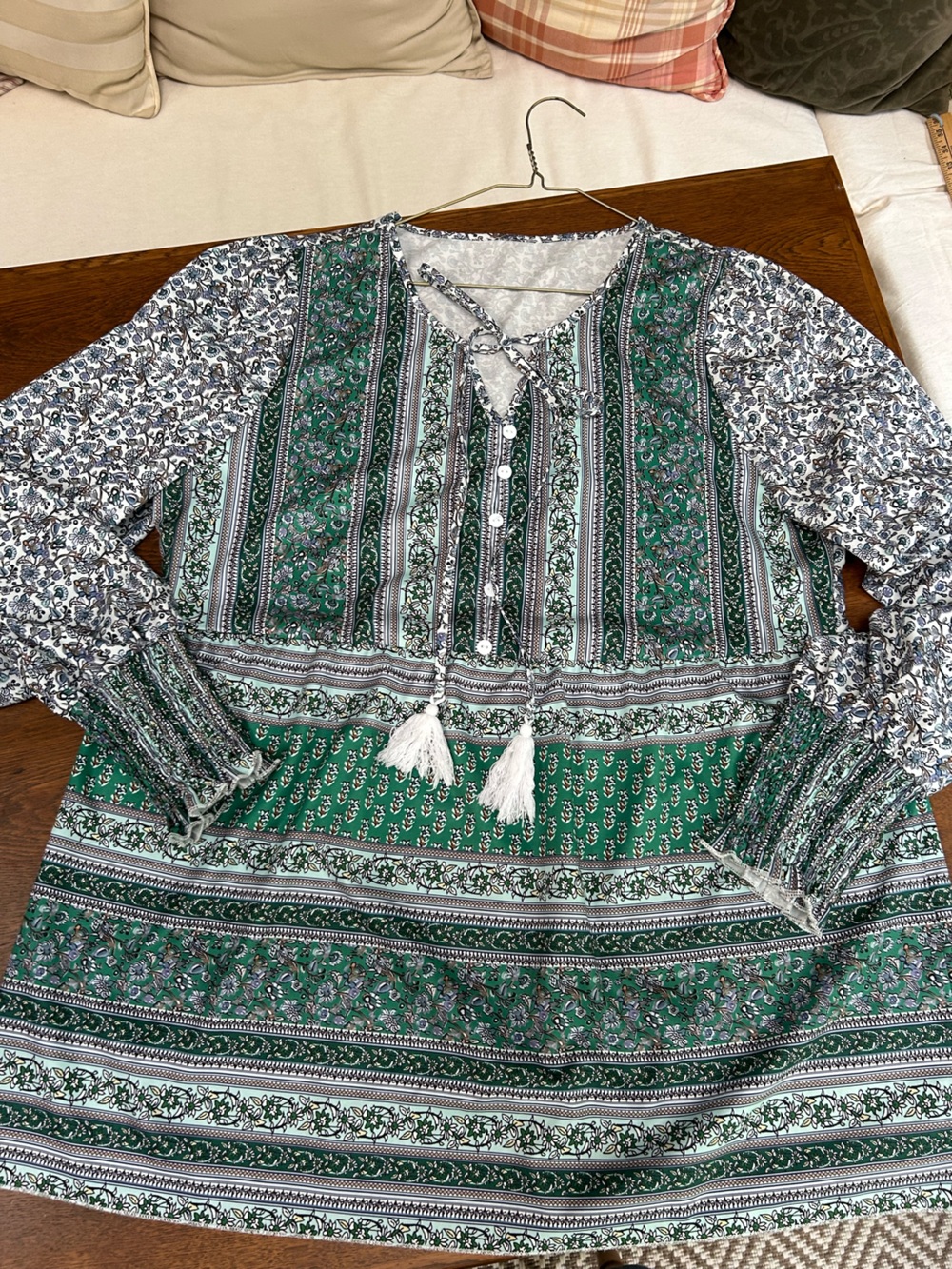 Boho Green Tassel Tie, Peasant Top, long sleeve, smock gather wrists. XL. Smooth